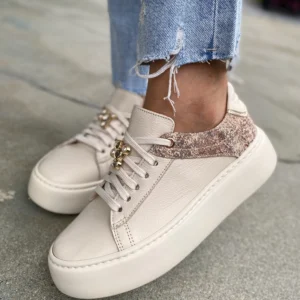 obłędne kobiece adidasy z ozdobą i dodatkiem złota