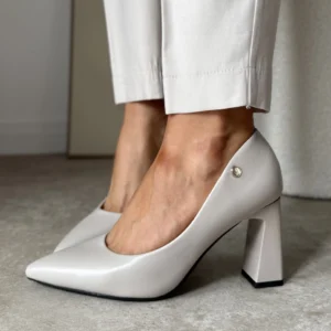 LULA 61 szare czółenka damskie na słupku