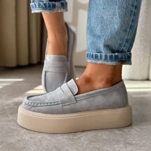 LULA 67 zamszowe mokasyny na platformie baby blue